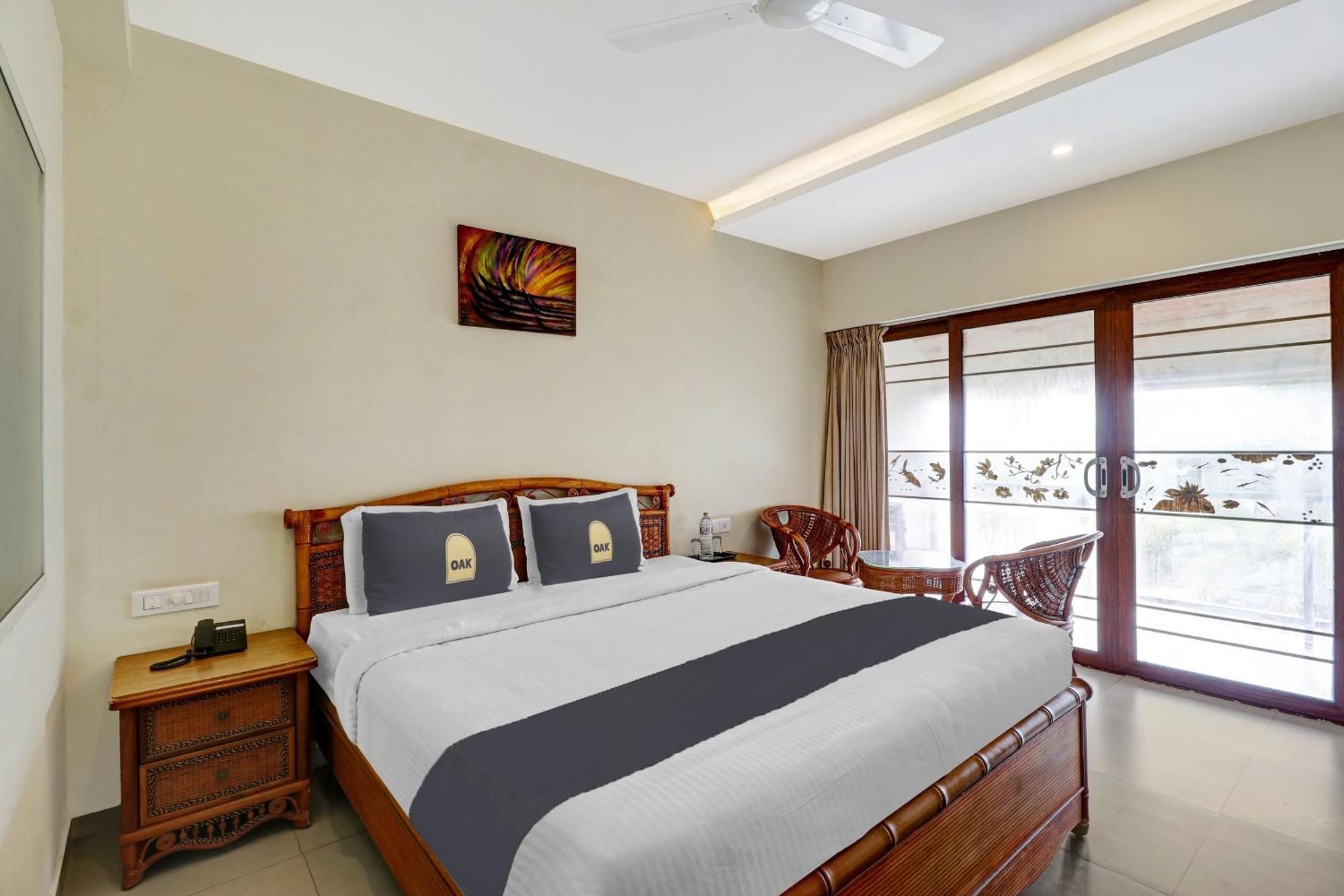 Townhouse Oak Edassery'S Sealine Villa Stay Kochi Екстер'єр фото
