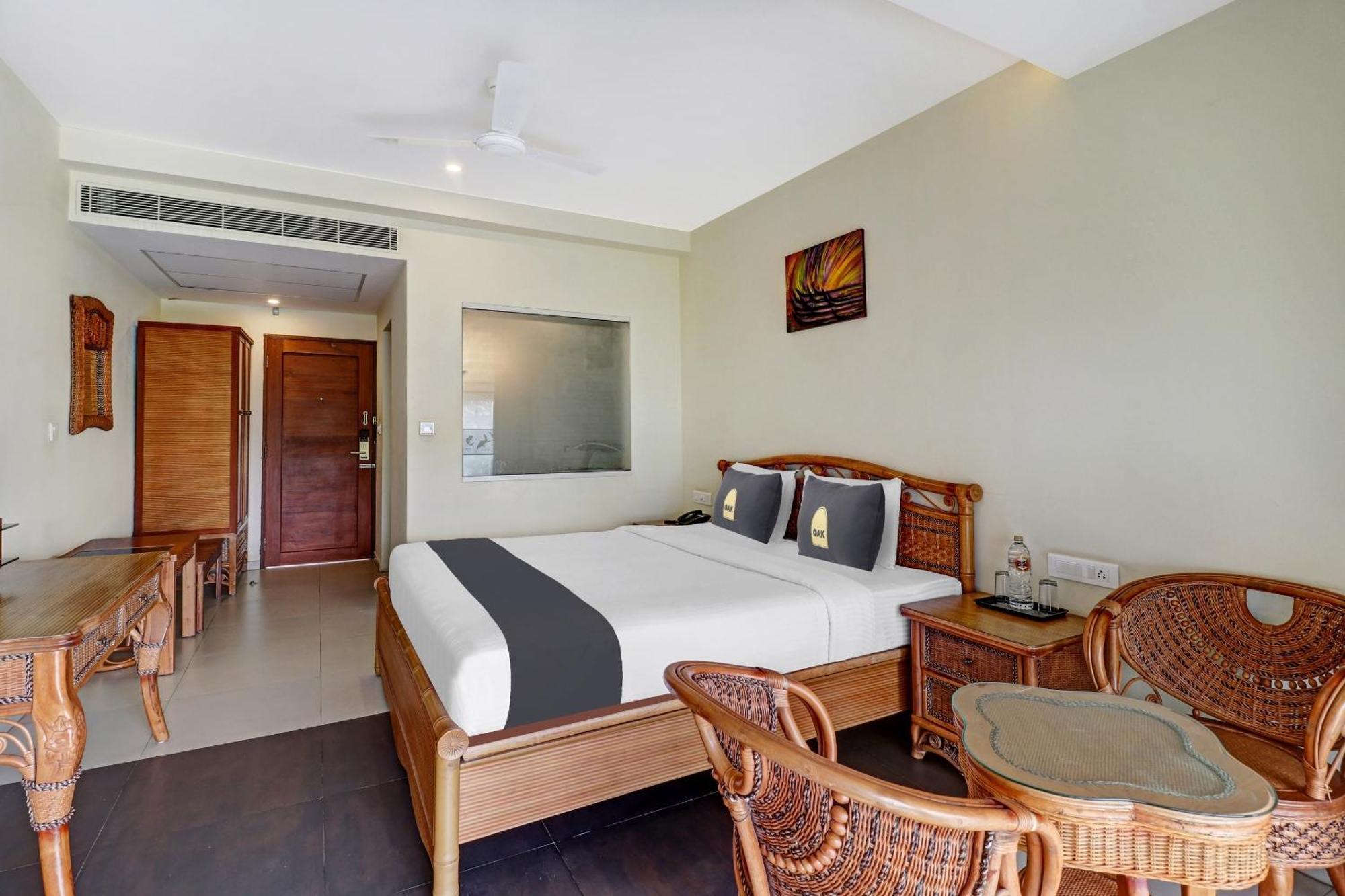 Townhouse Oak Edassery'S Sealine Villa Stay Kochi Екстер'єр фото