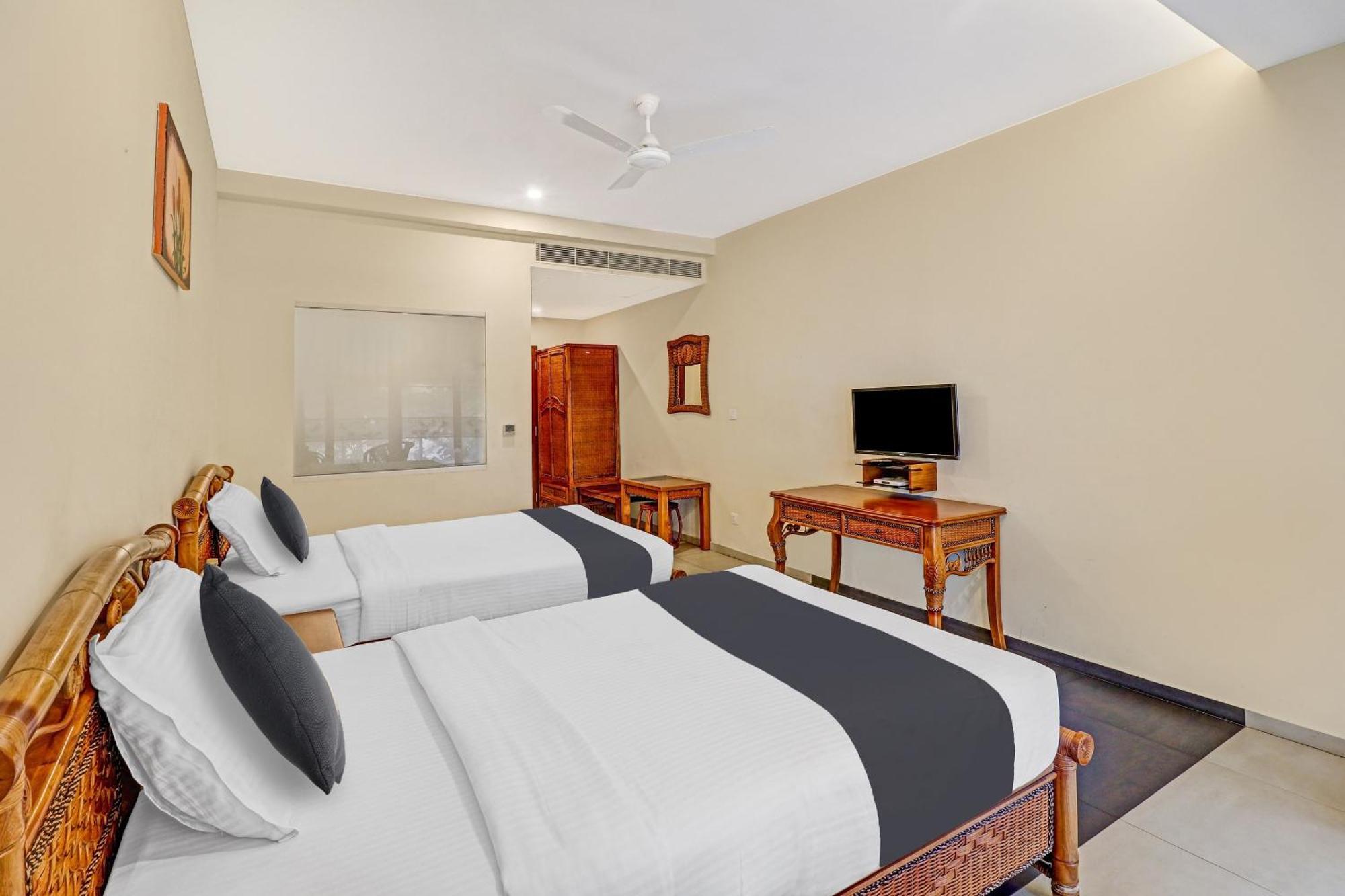 Townhouse Oak Edassery'S Sealine Villa Stay Kochi Екстер'єр фото