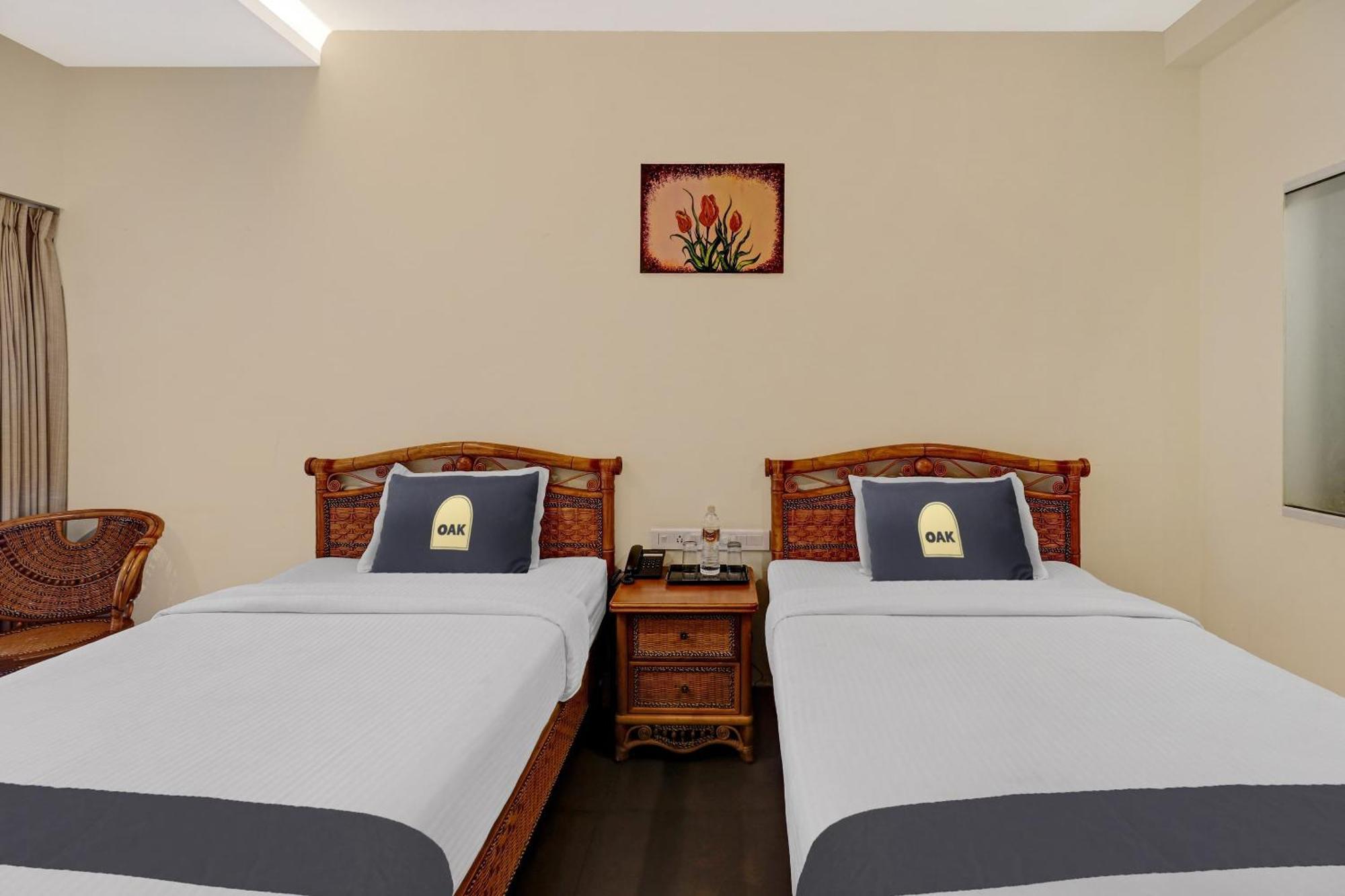 Townhouse Oak Edassery'S Sealine Villa Stay Kochi Екстер'єр фото
