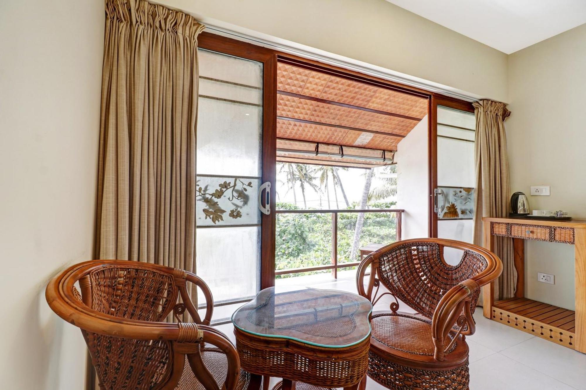Townhouse Oak Edassery'S Sealine Villa Stay Kochi Екстер'єр фото