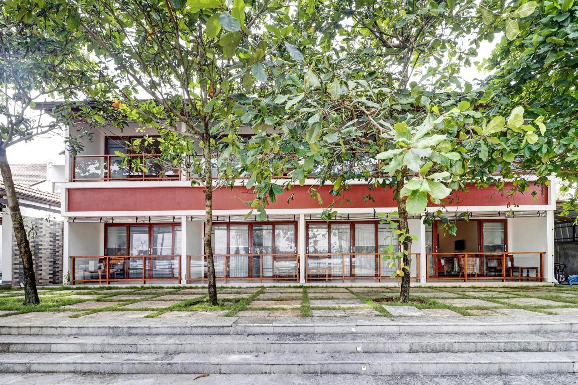 Townhouse Oak Edassery'S Sealine Villa Stay Kochi Екстер'єр фото