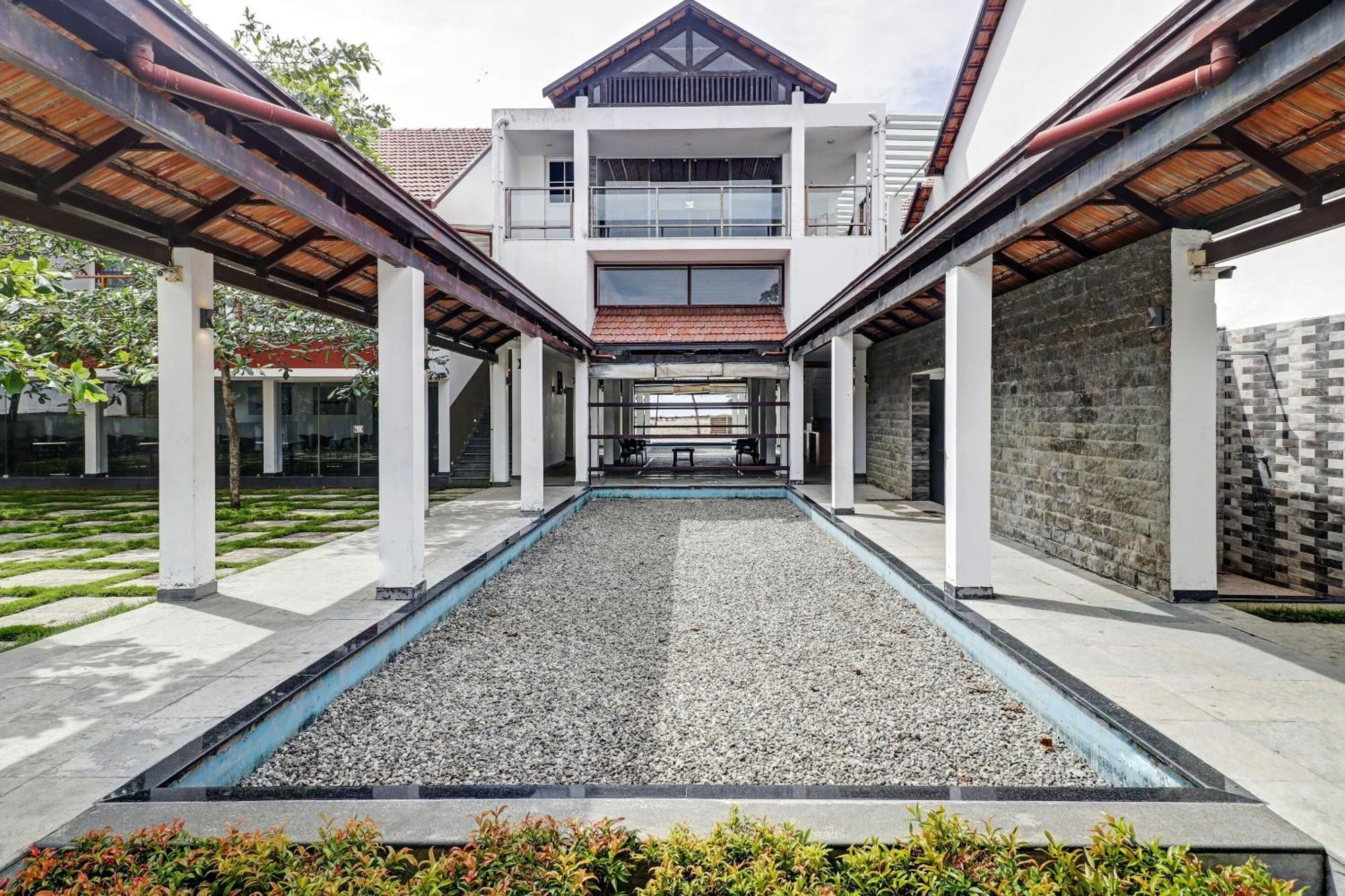 Townhouse Oak Edassery'S Sealine Villa Stay Kochi Екстер'єр фото